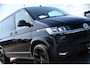Volkswagen Transporter 2.0 TDI L1H1 30 Black Edition Camera, Cruise, Caprlay, 150pk, automaat, Multimedia, Trekhaak, Sensoren, Laadruimte betimmering, Uniek!