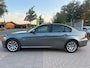 BMW 3-Serie 320i AIRCO CRUISE LEDER NAVI PANO PDC XENON