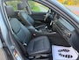 BMW 3-Serie 320i AIRCO CRUISE LEDER NAVI PANO PDC XENON
