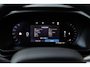 Volvo XC40 2.0 B4 Plus Dark | Trekhaak | Panoramadak | Harman Kardon Audio | Achteruitrijcamera | Parkeersensoren | Keyless Entry | Elektrische Achterklep | Elektrisch Verstelbare Voorstoelen | Stoelverwarming | Google Navigatie | Apple Carplay | Android Auto | Lichtmetalen Velgen 18 inch