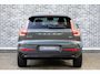 Volvo XC40 2.0 B4 Plus Dark | Trekhaak | Panoramadak | Harman Kardon Audio | Achteruitrijcamera | Parkeersensoren | Keyless Entry | Elektrische Achterklep | Elektrisch Verstelbare Voorstoelen | Stoelverwarming | Google Navigatie | Apple Carplay | Android Auto | Lichtmetalen Velgen 18 inch