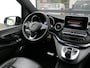 Mercedes-Benz V-klasse 300d Lang DC Avantgarde Edition | Grijs Kenteken | 360°-camera | Burmester | Carbon interieur | Trekhaak | Dodehoek detectie | Elektrische schuifdeuren + achterklep | ACC | Stoelventilatie | Memory | Full LED