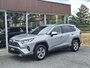 Toyota RAV4 Hybrid 220 AWD Dynamic | Stoelverwarming, Groot scherm, Parkeersensoren, Licht + Regensensor, 1650KG Trekgewicht