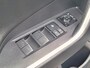 Toyota RAV4 Hybrid 220 AWD Dynamic | Stoelverwarming, Groot scherm, Parkeersensoren, Licht + Regensensor, 1650KG Trekgewicht