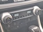 Toyota RAV4 Hybrid 220 AWD Dynamic | Stoelverwarming, Groot scherm, Parkeersensoren, Licht + Regensensor, 1650KG Trekgewicht