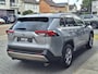 Toyota RAV4 Hybrid 220 AWD Dynamic | Stoelverwarming, Groot scherm, Parkeersensoren, Licht + Regensensor, 1650KG Trekgewicht