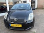 Toyota Yaris 1.0 VVTi +