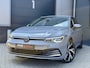 Volkswagen Golf 1.5 TSI *Pure Grey* Massage Seat / Apple Carplay / IQ Light / Adapt. Cruise / Ambiance Light / Camera / 18"LMV