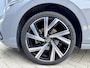 Volkswagen Golf 1.5 TSI *Pure Grey* Massage Seat / Apple Carplay / IQ Light / Adapt. Cruise / Ambiance Light / Camera / 18"LMV