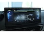 Peugeot 3008 1.6 HYbrid 225 GT | Adapt. Cruise | Trekhaak | Blackpack | Nightvision | Massage | Schuifdak | Focal | Memory | Stoelverwarming | Elektr. Klep | Keyless | 19 Inch | Camera |
