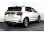Volkswagen T-Cross 1.5 TSI Style Business R 150 PK | Adapt. Cruise | Stoelverw. | PDC | Camera | NAV + App. Connect | ECC | Trekhaak | LM 18" |