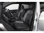 Volkswagen T-Cross 1.5 TSI Style Business R 150 PK | Adapt. Cruise | Stoelverw. | PDC | Camera | NAV + App. Connect | ECC | Trekhaak | LM 18" |