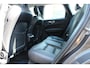 Volvo XC60 T5 AUT. AWD Momentum | Autonomous emergency braking | Cruise control | Electronic climate control | Connect pack | Parkeerverwarming | Stuurwiel verwarmd | Voorstoelen verwarmd | Dodehoek detectie | Lederen bekleding | 18" lichtmetalen velgen |