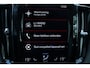 Volvo XC60 T5 AUT. AWD Momentum | Autonomous emergency braking | Cruise control | Electronic climate control | Connect pack | Parkeerverwarming | Stuurwiel verwarmd | Voorstoelen verwarmd | Dodehoek detectie | Lederen bekleding | 18" lichtmetalen velgen |