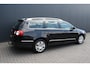Volkswagen Passat Variant 2.0 TDI Highline BlueMotion - EURO 5 - NAVIGATIE - TREKHAAK