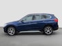 BMW X1 sDrive20i High Executive Automaat | Camera | Lederen bekleding | Parkeersensoren | Cruise controle | 18'' velgen | Elektrische achterklep | LED koplampen | Stoelverwarming | Climate controle