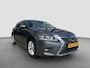 Lexus CT 200h 25th Edition | Camera | Climate controle | Cruise controle | 17'' Lichtmetalen velgen | Sportstoelen | Parkeersensoren | Stoelverwarming