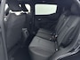 Toyota Urban Cruiser Dynamic 61 kWh | Apple Carplay & Android Auto | Parkeercamera | * Korting via deal Tim