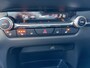 Mazda CX-30 2.0 180pk SkyActiv-X M Hybrid Comfort | Trekhaak | Camera | Climate controle | Adaptive cruise controle | Dodehoek detectie | Elektrische achterklep | Keyless entry | Sensoren voor en achter | Stoelverwarming