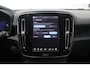 Volvo XC40 Single Motor Extended Range Plus 82 kWh | Adaptive Cruise & Pilot Assist | Semi Elektr. Trekhaak | Park Assist Voor & Achter | Camera Achter | 19" Velgen |