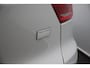 Volvo XC40 Single Motor Extended Range Plus 82 kWh | Adaptive Cruise & Pilot Assist | Semi Elektr. Trekhaak | Park Assist Voor & Achter | Camera Achter | 19" Velgen |
