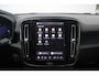Volvo XC40 Single Motor Extended Range Plus 82 kWh | Adaptive Cruise & Pilot Assist | Semi Elektr. Trekhaak | Park Assist Voor & Achter | Camera Achter | 19" Velgen |