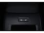 Volvo XC60 T6 Recharge AWD Plus Black Edition - Panorama/schuifdak - IntelliSafe Assist & Surround - 360º Camera - Harman/Kardon audio - Verwarmde voorstoelen, stuur & achterbank - Parkeersensoren voor & achter - Elektr. bedienb. voorstoelen met geheugen - Head up display - Draadloze tel. lader - Extra getint glas - 21' LMV