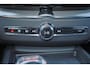 Volvo XC60 T6 Recharge AWD Plus Black Edition - Panorama/schuifdak - IntelliSafe Assist & Surround - 360º Camera - Harman/Kardon audio - Verwarmde voorstoelen, stuur & achterbank - Parkeersensoren voor & achter - Elektr. bedienb. voorstoelen met geheugen - Head up display - Draadloze tel. lader - Extra getint glas - 21' LMV