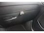 Volvo XC40 B4 197PK Plus Dark | Harman/Kardon Premium Audio | Adaptive Cruise & Pilot Assist | Semi elektrische trekhaak | Verwarmbare voorstoelen | Verwarmbaar stuurwiel | Premium audio by Harman Kardon | 18" Velgen | Power Seats incl. Memory |