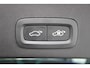 Volvo XC40 B4 197PK Plus Dark | Harman/Kardon Premium Audio | Adaptive Cruise & Pilot Assist | Semi elektrische trekhaak | Verwarmbare voorstoelen | Verwarmbaar stuurwiel | Premium audio by Harman Kardon | 18" Velgen | Power Seats incl. Memory |