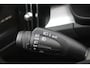 Volvo XC40 B4 197PK Plus Dark | Harman/Kardon Premium Audio | Adaptive Cruise & Pilot Assist | Semi elektrische trekhaak | Verwarmbare voorstoelen | Verwarmbaar stuurwiel | Premium audio by Harman Kardon | 18" Velgen | Power Seats incl. Memory |