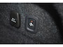 Volvo S60 B4 Plus Dark | Harman Kardon Premium Sound | 20'' lichtmetalen velgen | Elektrisch verstelbare stoelen met geheugen | Elektrisch uitklapbare trekhaak | Stuur en stoelverwarming | Achteruitrijcamera | Keyless | Google Navigatie |