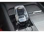 Volvo S60 B4 Plus Dark | Harman Kardon Premium Sound | 20'' lichtmetalen velgen | Elektrisch verstelbare stoelen met geheugen | Elektrisch uitklapbare trekhaak | Stuur en stoelverwarming | Achteruitrijcamera | Keyless | Google Navigatie |