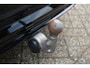 Volvo S60 B4 Plus Dark | Harman Kardon Premium Sound | 20'' lichtmetalen velgen | Elektrisch verstelbare stoelen met geheugen | Elektrisch uitklapbare trekhaak | Stuur en stoelverwarming | Achteruitrijcamera | Keyless | Google Navigatie |