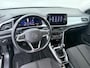 Volkswagen T-Roc 1.0 TSI Life Edition | Camera | Side Assist | ACC | Spiegelpakket | Carplay | 17'' |