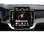 Volvo XC90 T8 Plug-in hybrid AWD Ultra Dark | Luchtvering | Verwarmbare voorstoelen met massage en ventilatie | Head-up display | 360 graden camera | Bowers & Wilkins High End Audio | Semi Elektr. Trekhaak | Apple carplay/Android auto | Google Services | 22" Velgen |