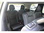 Volvo XC90 T8 Plug-in hybrid AWD Ultra Dark | Luchtvering | Verwarmbare voorstoelen met massage en ventilatie | Head-up display | 360 graden camera | Bowers & Wilkins High End Audio | Semi Elektr. Trekhaak | Apple carplay/Android auto | Google Services | 22" Velgen |