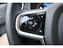 Volvo XC90 T8 Plug-in hybrid AWD Ultra Dark | Luchtvering | Verwarmbare voorstoelen met massage en ventilatie | Head-up display | 360 graden camera | Bowers & Wilkins High End Audio | Semi Elektr. Trekhaak | Apple carplay/Android auto | Google Services | 22" Velgen |