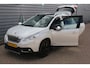 Peugeot 2008 1.2 PureTech Allure O.a: PDC, Clima, Navi, Cruise, Pano, Trekhaak, Etc. All-in prijs!