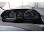Peugeot 2008 1.2 PureTech Allure O.a: PDC, Clima, Navi, Cruise, Pano, Trekhaak, Etc. All-in prijs!