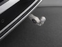 Volkswagen Touareg 3.0TSI 340kW/462PK R-line · Panoramadak · Trekhaak · Leder · Luchtvering