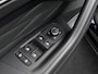 Volkswagen Touareg 3.0TSI 340kW/462PK R-line · Panoramadak · Trekhaak · Leder · Luchtvering