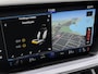 Volkswagen Touareg 3.0TSI 340kW/462PK R-line · Panoramadak · Trekhaak · Leder · Luchtvering