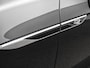 Volkswagen Touareg 3.0TSI 340kW/462PK R-line · Panoramadak · Trekhaak · Leder · Luchtvering
