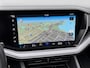 Volkswagen Touareg 3.0TSI 340kW/462PK R-line · Panoramadak · Trekhaak · Leder · Luchtvering