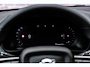Volvo XC40 2.0 B4 Plus Dark | Trekhaak | Panoramadak | Harman Kardon Audio | Achteruitrijcamera | Parkeersensoren | Keyless Entry | Elektrische Achterklep | Elektrisch Verstelbare Voorstoelen | Stoelverwarming | Google Navigatie | Apple Carplay | Android Auto | Lichtmetalen Velgen 18 inch
