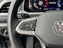 Volkswagen T-Roc 1.5 TSI 150pk Automaat / Panoramadak / Leder / IQ Light / Camera