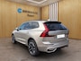 Volvo XC60 2.0 T6 Plug-in hybrid AWD Ultra Dark | Luchtvering | BLIS | Harman Kardon | Stoel + Stuur Verwarming |  360 Camera | Panoramadak |