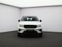 Volvo XC40 2.0 B4 Plus Black Edition / Stoel- + stuurwielverwarming / Elektr. stoelverstelling / Harman Kardon Audio / Nubuck / Achteruitrijcamera / 20" / Pilot Assist / BLIS