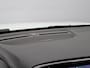 Volvo XC40 2.0 B4 Plus Black Edition / Stoel- + stuurwielverwarming / Elektr. stoelverstelling / Harman Kardon Audio / Nubuck / Achteruitrijcamera / 20" / Pilot Assist / BLIS